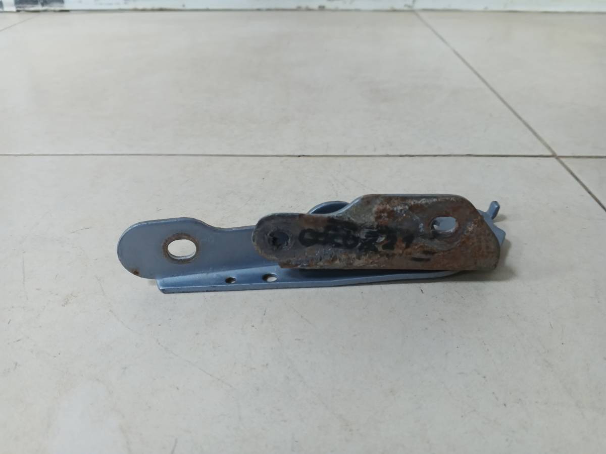 Петля капота правая Chevrolet Lanos (T100) 2004-2010