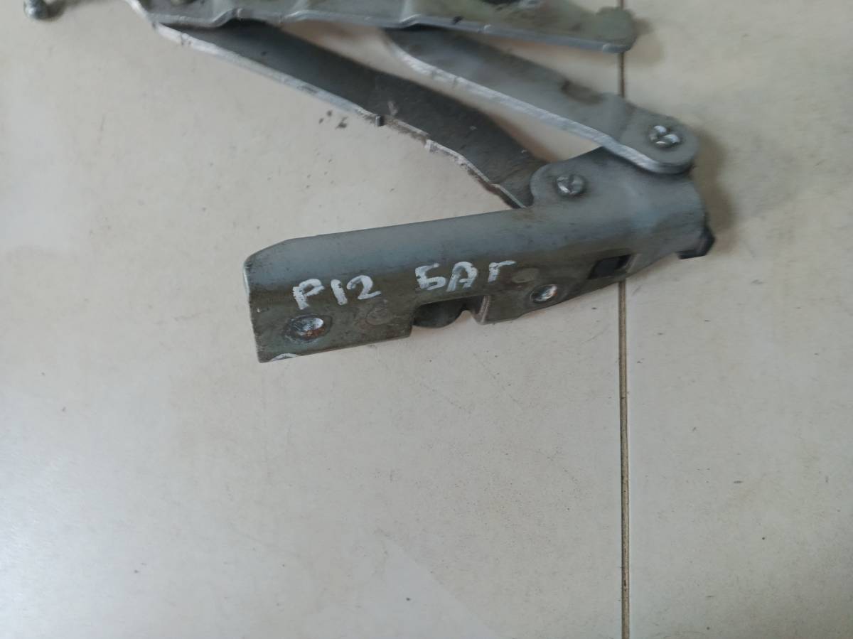 Петля крышки багажника Nissan Primera (P12) 2002-2007