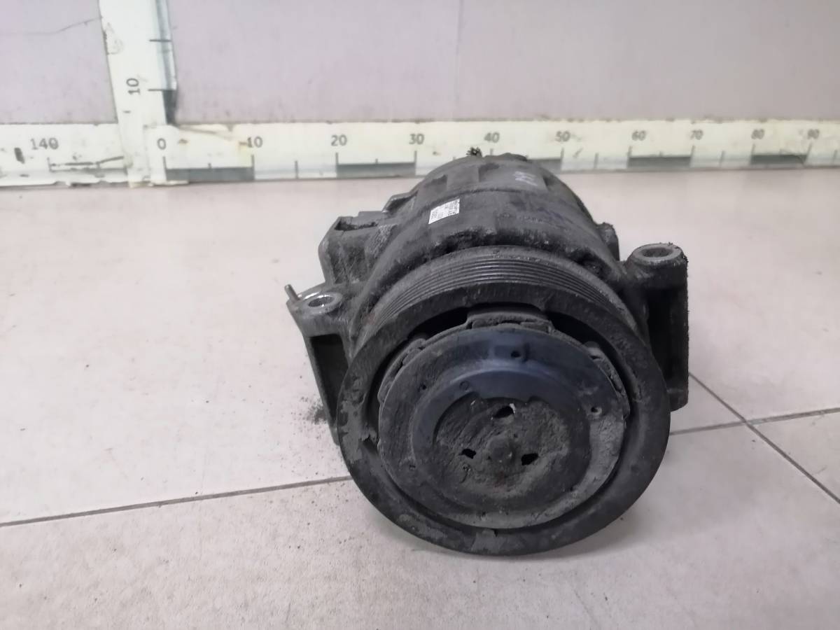 Компрессор системы кондиционирования Land Rover Discovery 3 2004-2009
