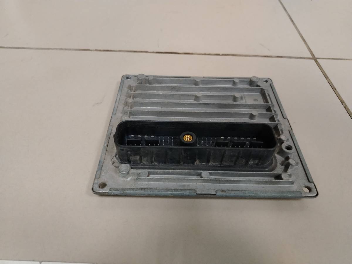Блок управления двигателем Ford Fiesta (MK5) 2002-2008