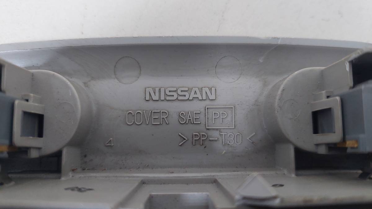 Плафон салонный Nissan Almera (N16) 2000-2006