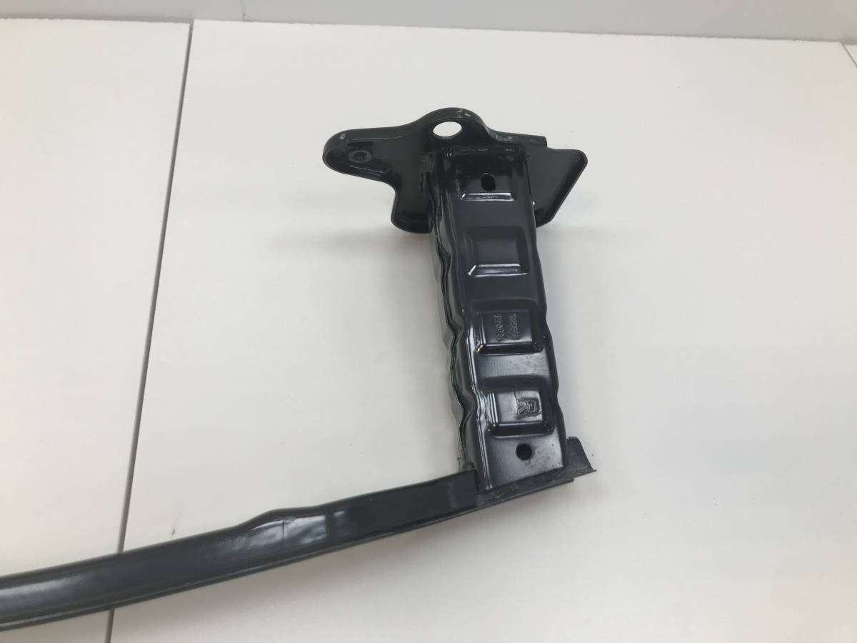 Усилитель переднего бампера CheryExeed TXL 2020>