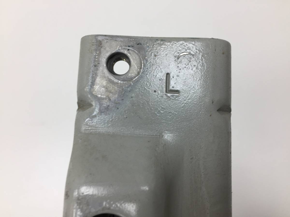 Петля крышки багажника Hyundai Elantra (XD) 2000-2005