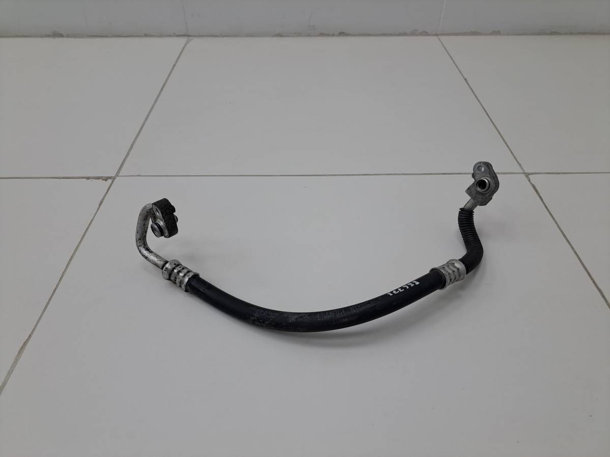 Трубка кондиционера Toyota Corolla E120 2001-2007 Трубка кондиционера Toyota Corolla E120 2001-2007