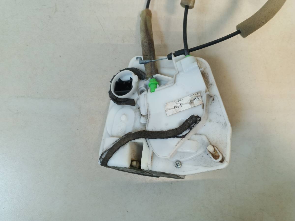 Замок двери задней левой Mazda Mazda 3 (BL) 2009-2013