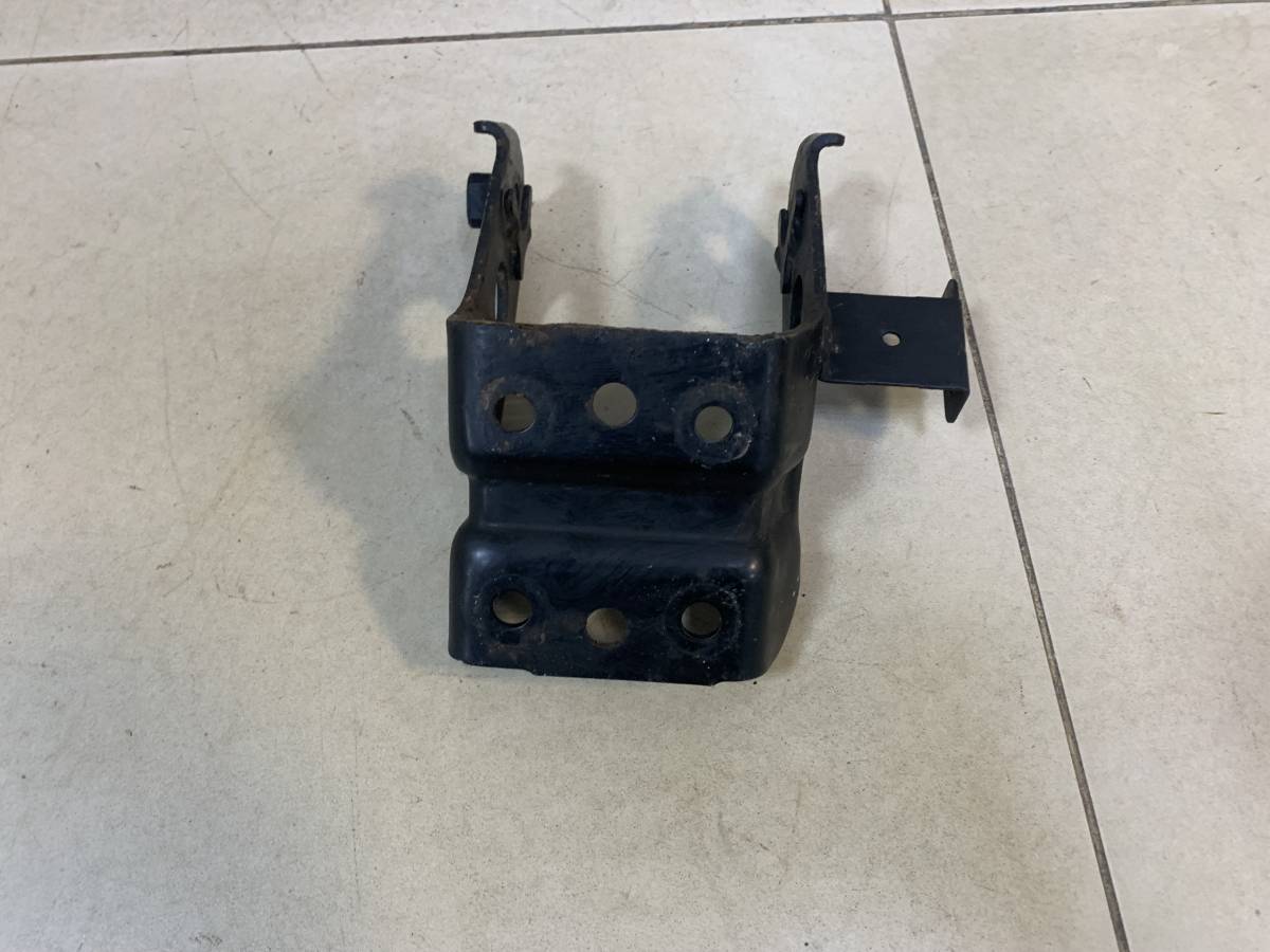 Кронштейн опоры двигателя Nissan Teana J31 2003-2008