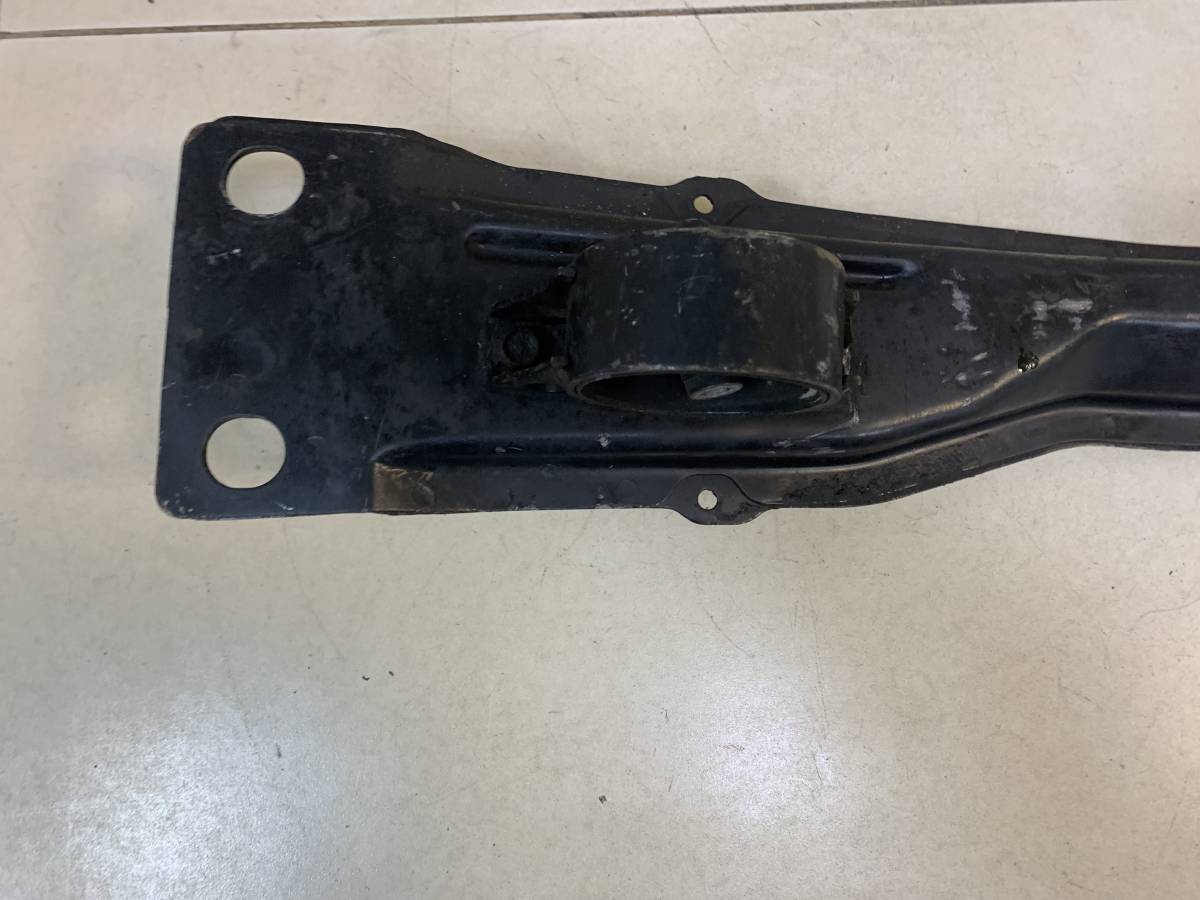 Балка передняя продольная Nissan Primera (P11) 1996-2002