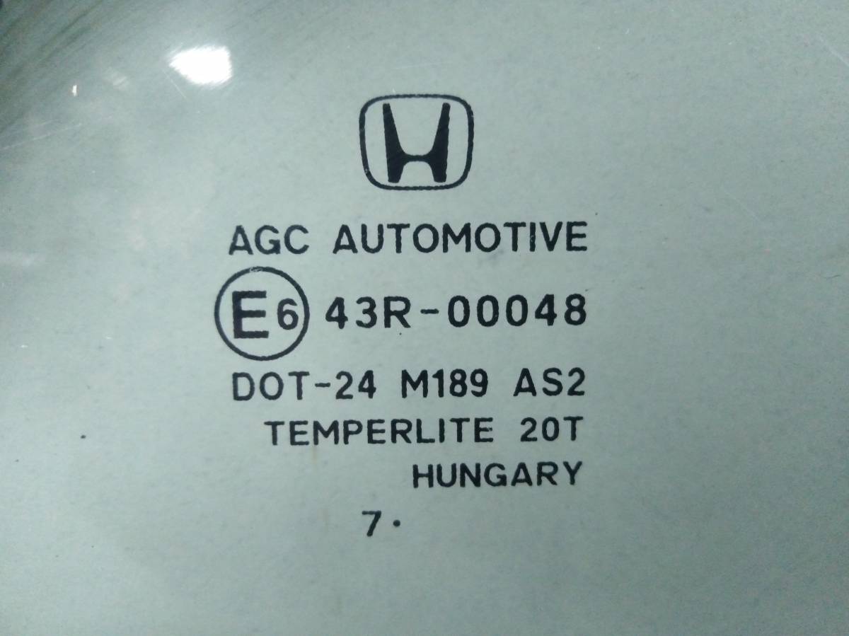 Стекло кузовное глухое правое Honda CR-V 2007-2012