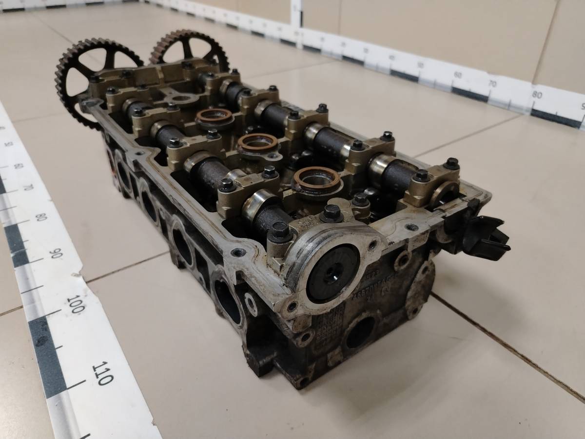 Головка блока цилиндров Dodge Stratus 2000-2005