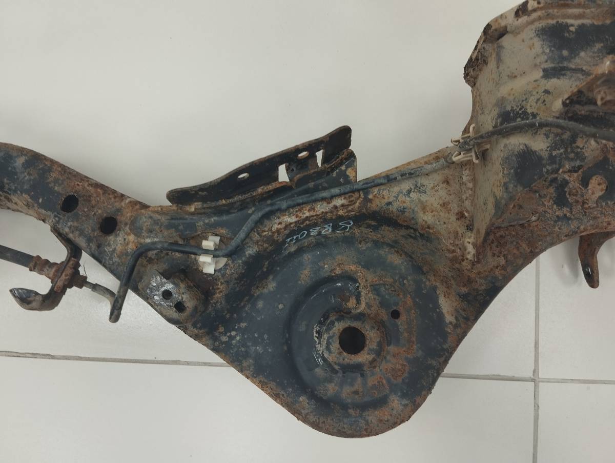 Рычаг задний продольный правый Nissan Qashqai (J10) 2006-2013