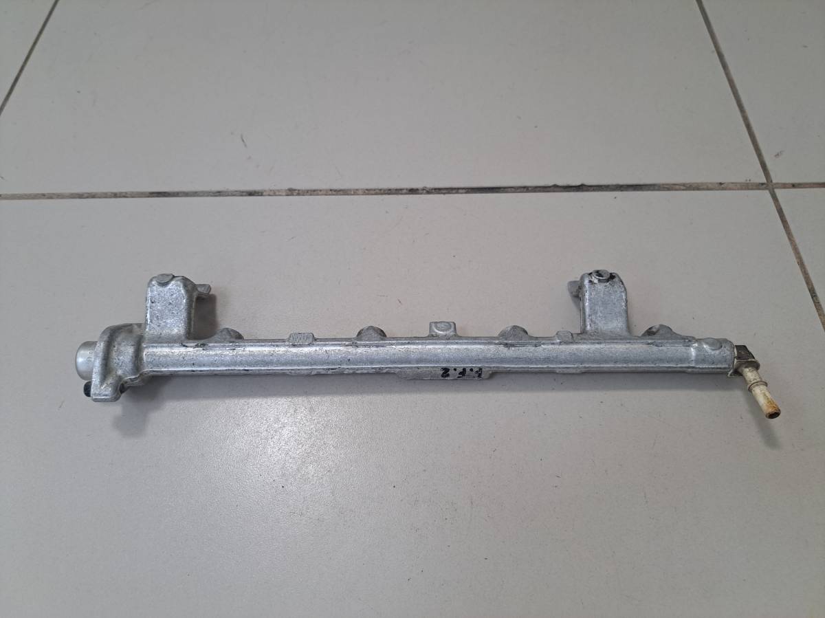Рейка топливная (рампа) Ford Focus 2 (DA) 2005-2008