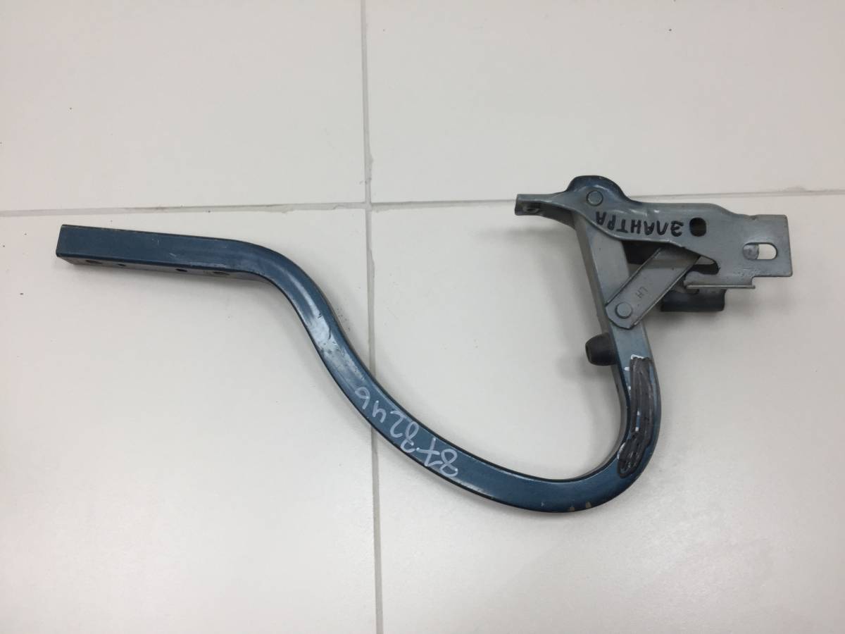 Петля крышки багажника Hyundai Elantra (XD) 2000-2005