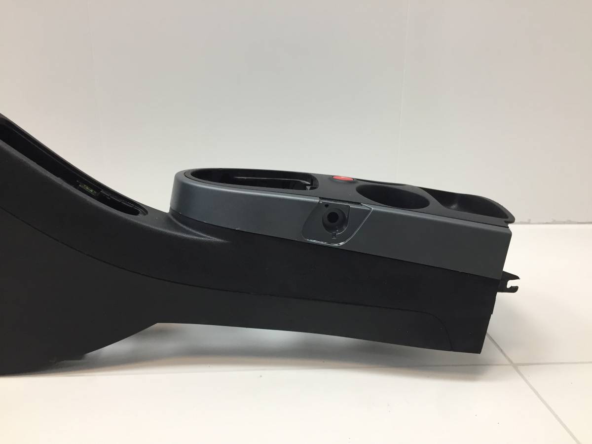 Консоль центральная Seat Altea 2004-2015