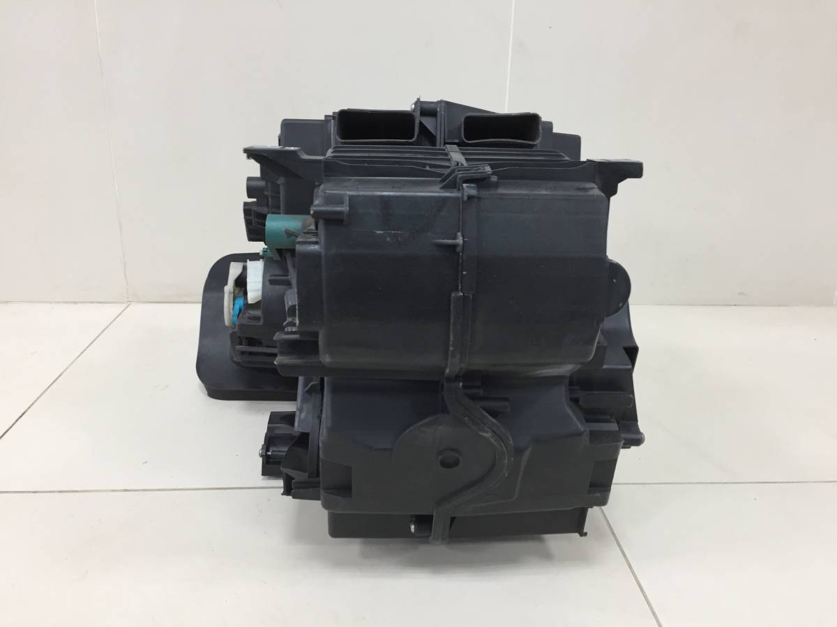Корпус отопителя Renault Sandero 2009-2014