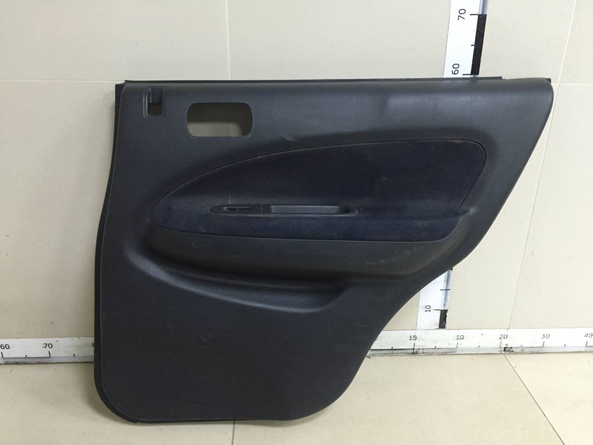 Обшивка двери задней правой Honda HR-V (GH) 1998-2006