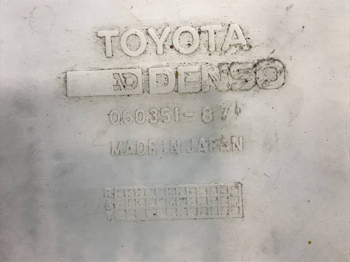 Бачок омывателя лобового стекла Toyota Mark II  (X100) 1996-2000