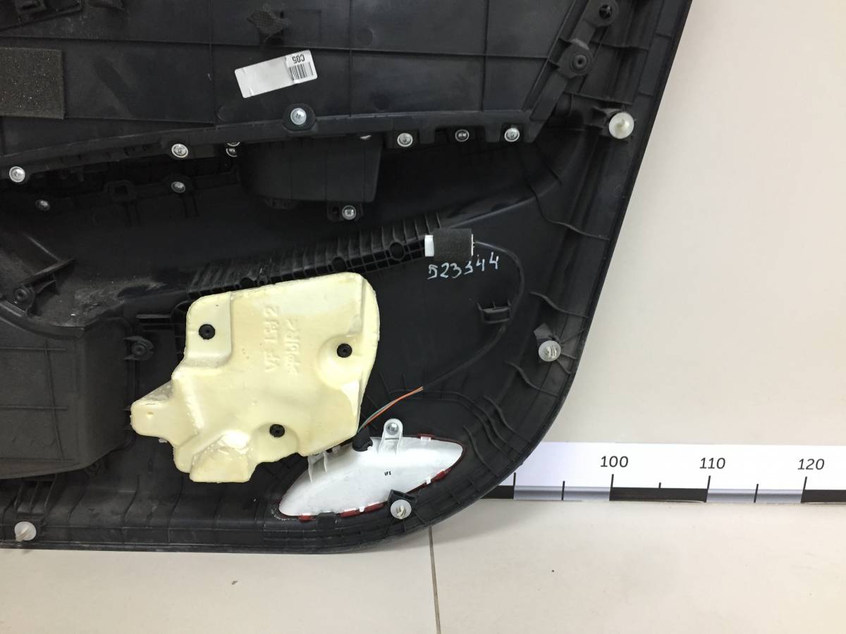 Обшивка двери передней левой Hyundai i40 (VF) 2011>