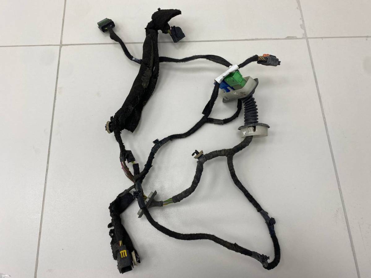 Проводка двери Citroen C4 2011>