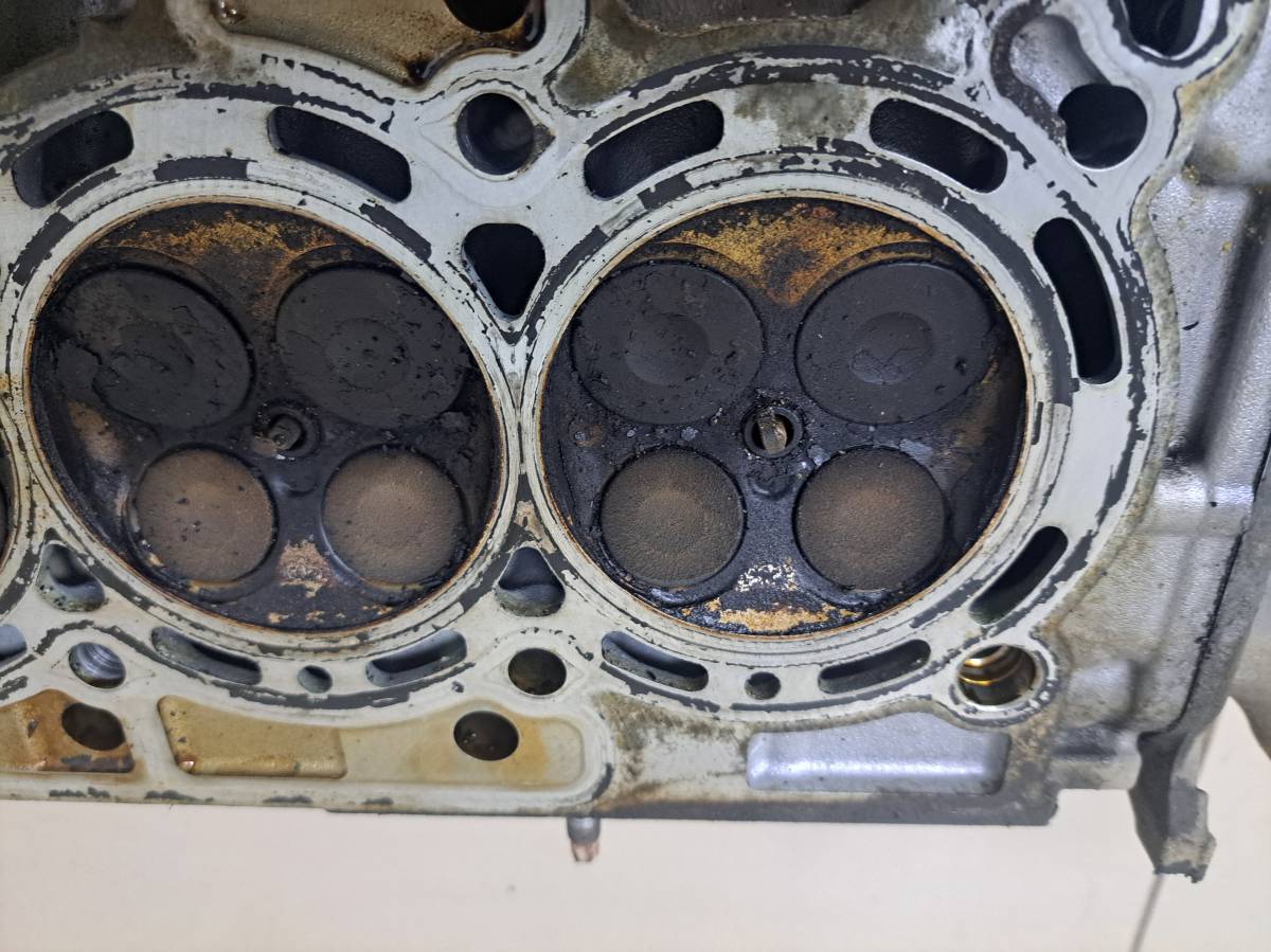 Головка блока цилиндров Nissan Tiida (C11) 2007-2014 Головка блока цилиндров Nissan Tiida (C11) 2007-2014