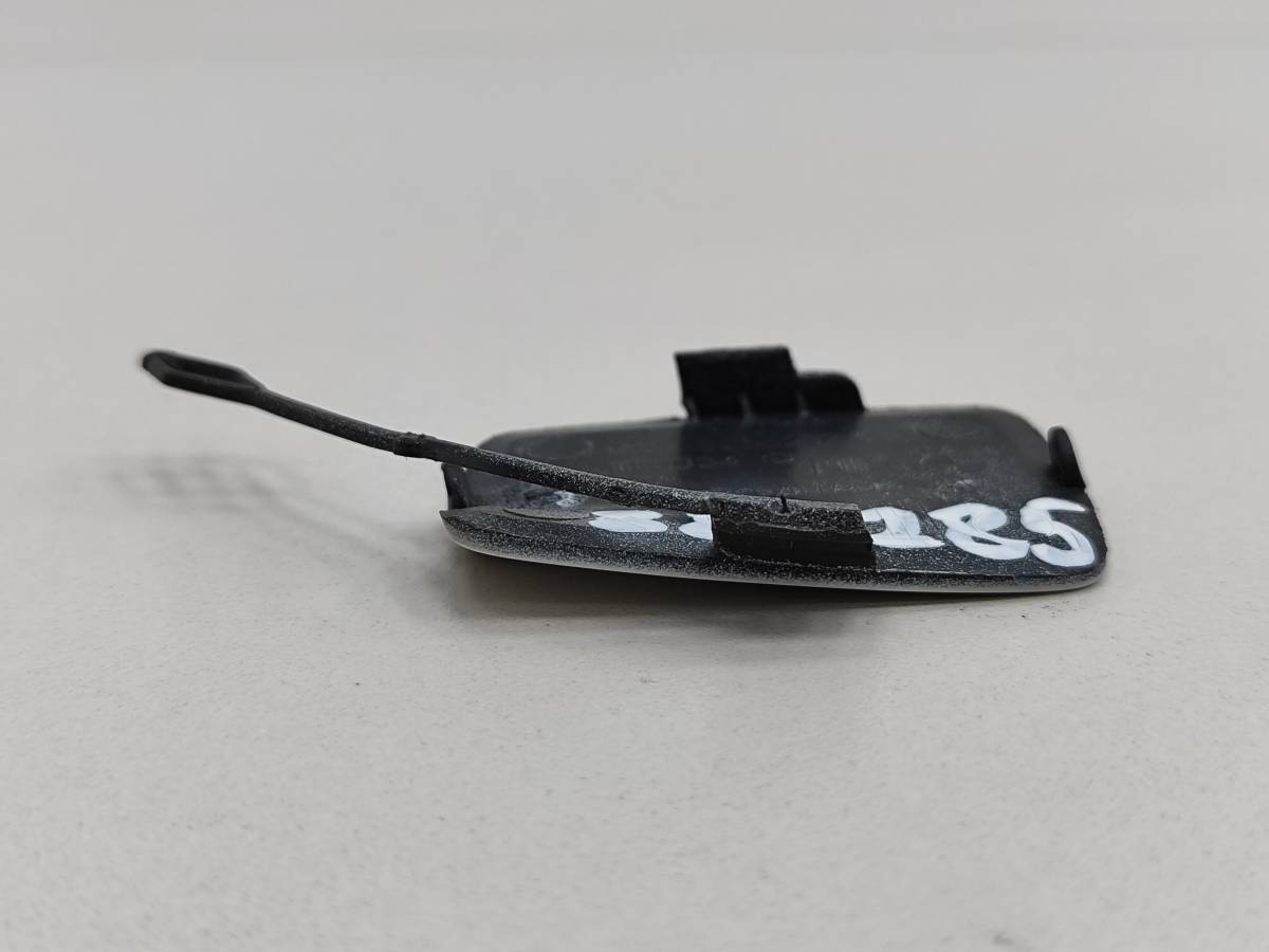 Заглушка буксировочного крюка BMW X5 E70 2007-2013
