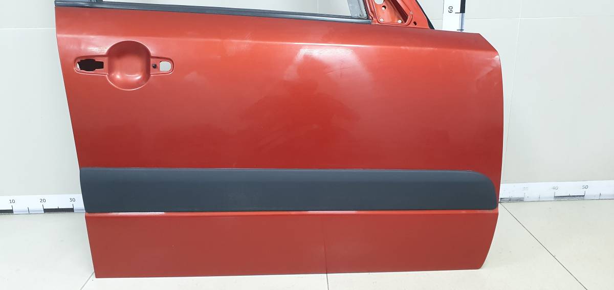 Дверь передняя правая Suzuki SX4 2006-2013