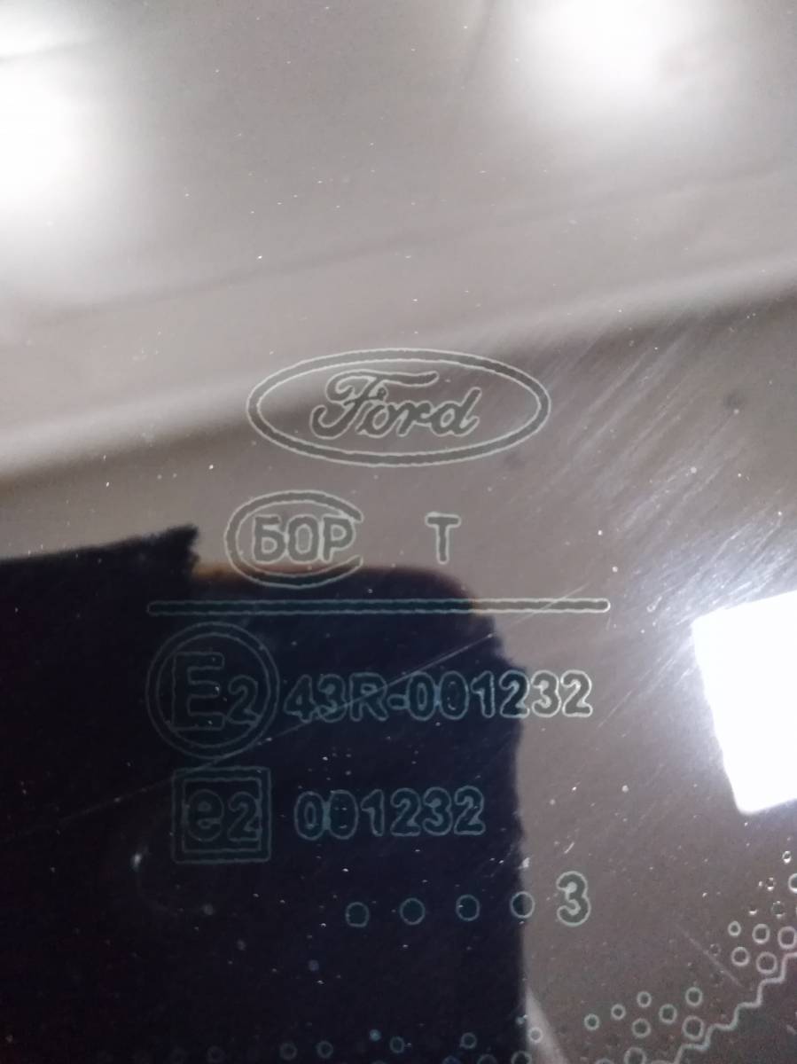 Стекло кузовное глухое правое Ford Focus 1 1998-2004