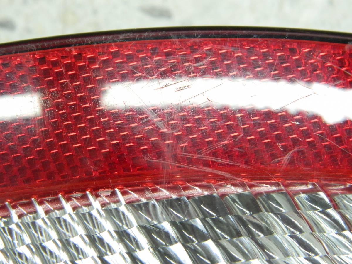 Фонарь задний в бампер правый Renault Scenic (3) 2009-2015