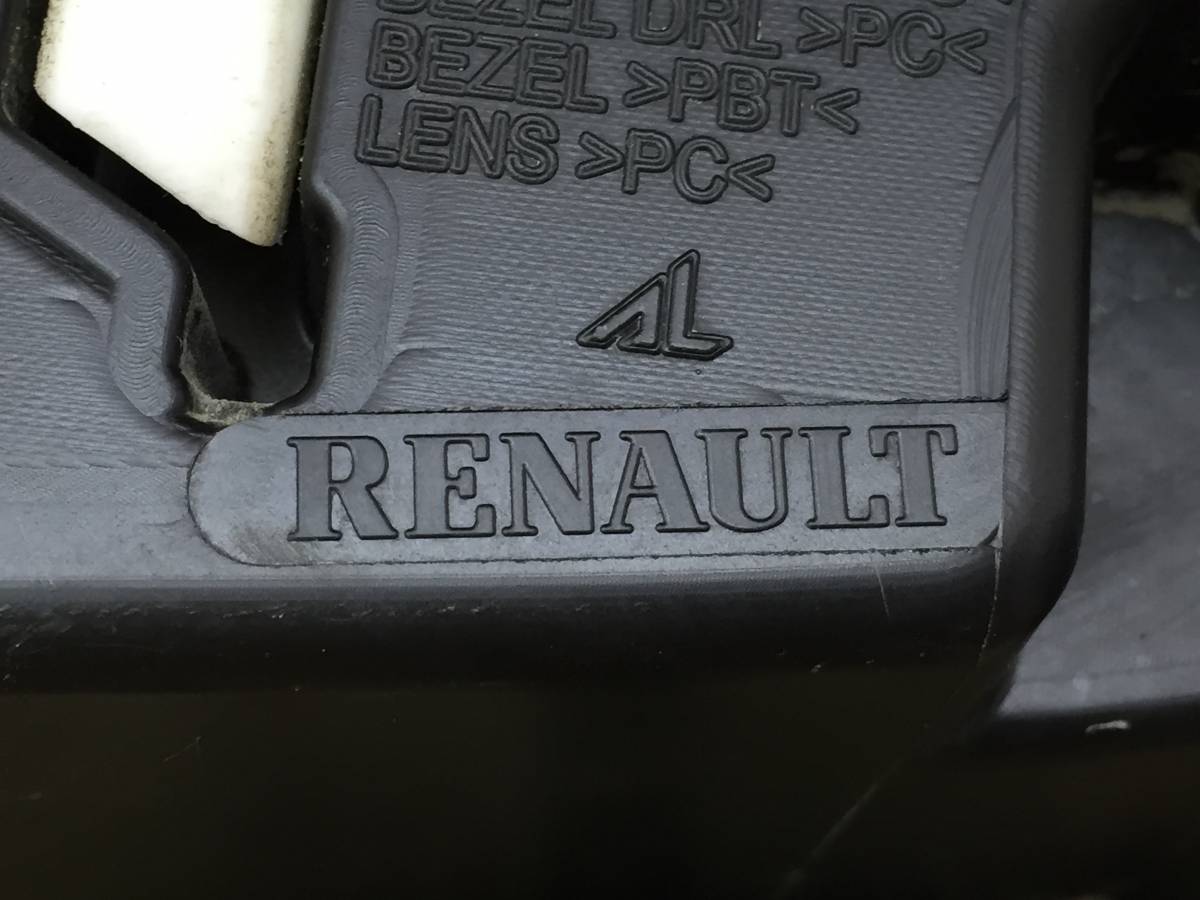 Фара правая Renault Logan (2) 2014>