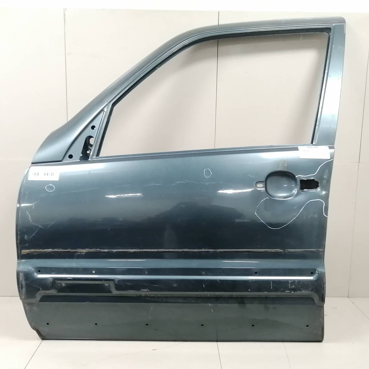Дверь передняя левая Chevrolet Niva 2009-2015