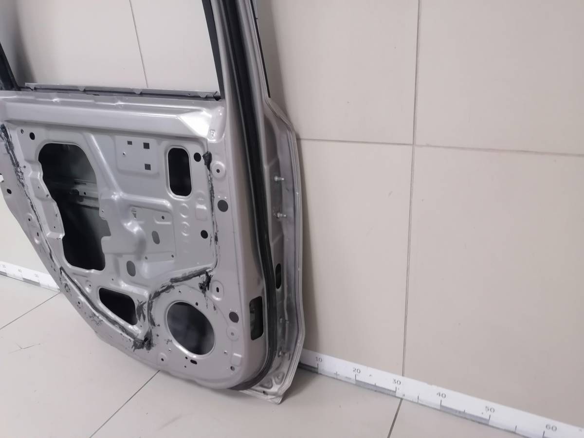 Дверь задняя левая Nissan Note (E11) 2006-2013