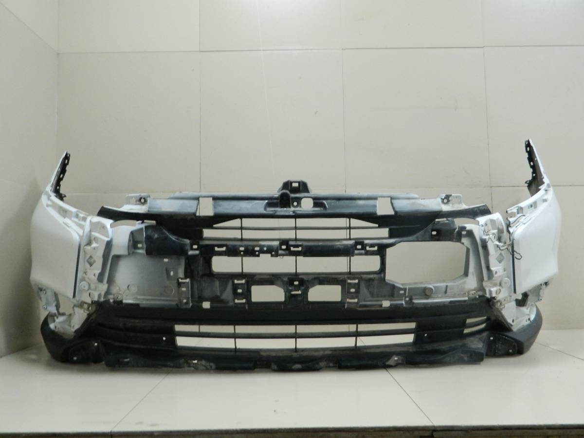 Бампер передний Mitsubishi Outlander (GF) 2012>