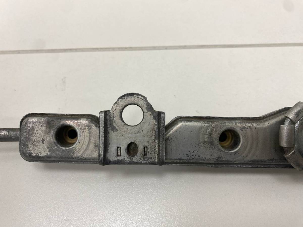 Рейка топливная (рампа) Toyota Avensis (T250) 2003-2009