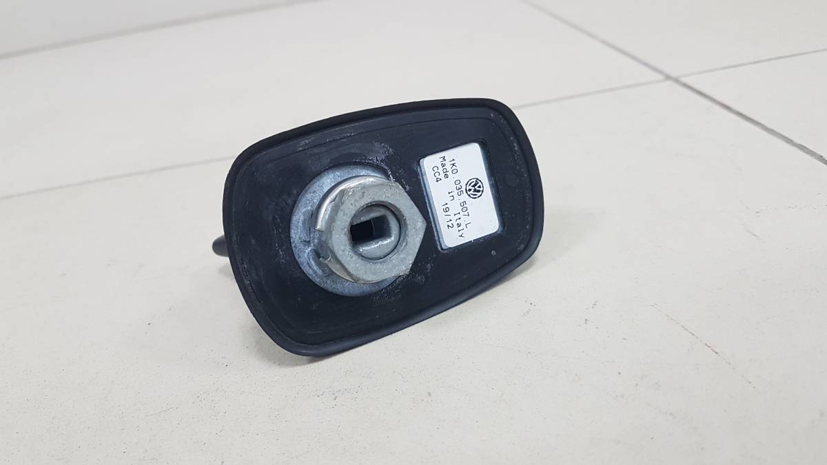 Антенна Volkswagen Jetta (5K) 2011>