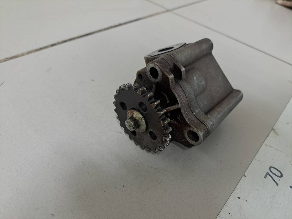 Насос масляный Ford Focus 2 (DB) 2008-2011 Насос масляный Ford Focus 2 (DB) 2008-2011