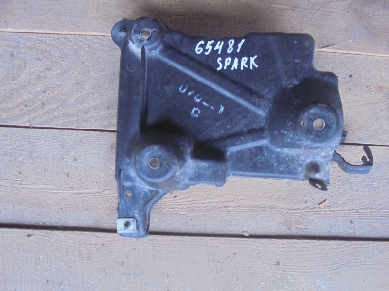 Крепление АКБ (корпус / подставка) для Chevrolet Spark (M300) 2010-2015