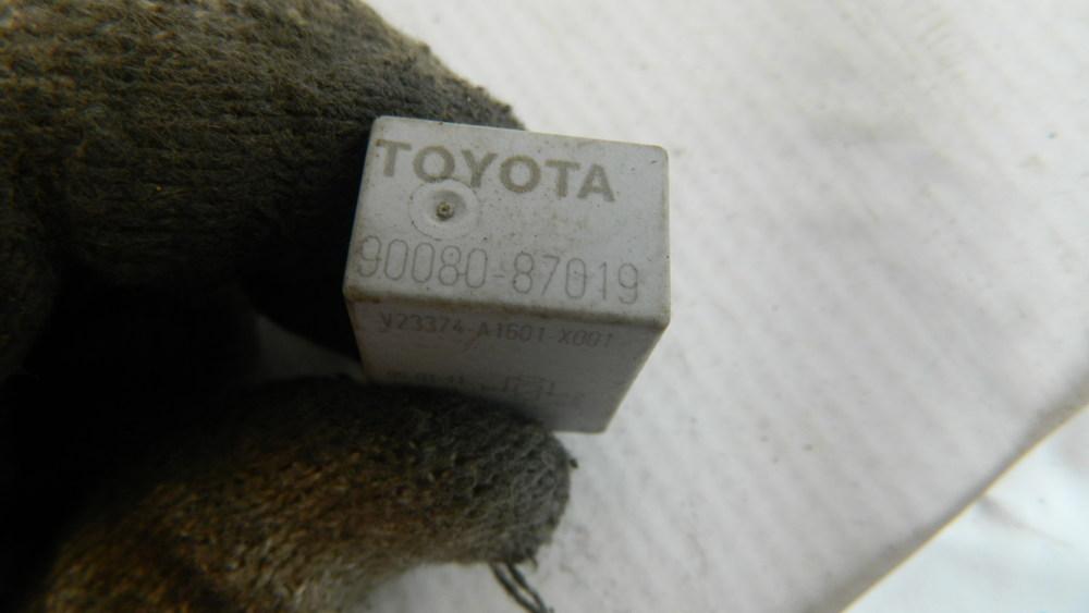 Реле для Toyota Auris (E150) 2006-2012