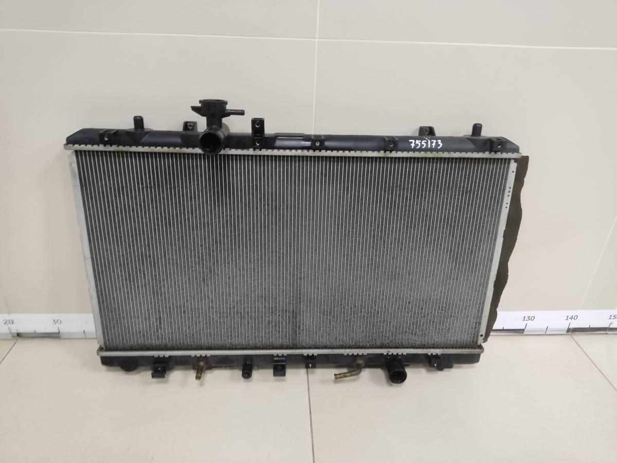 Радиатор охлаждения двигателя Suzuki SX4 2006-2013