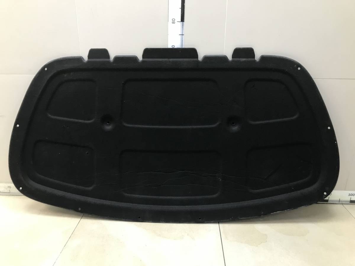 Шумоизоляция капота Geely Monjaro 2022>