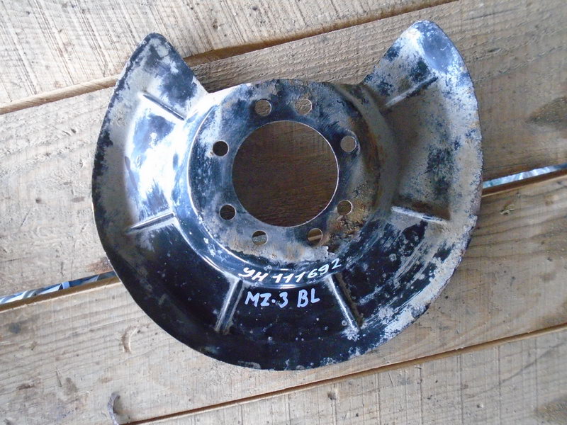 Пыльник тормозного диска для Mazda 3 (BL) 2009-2013