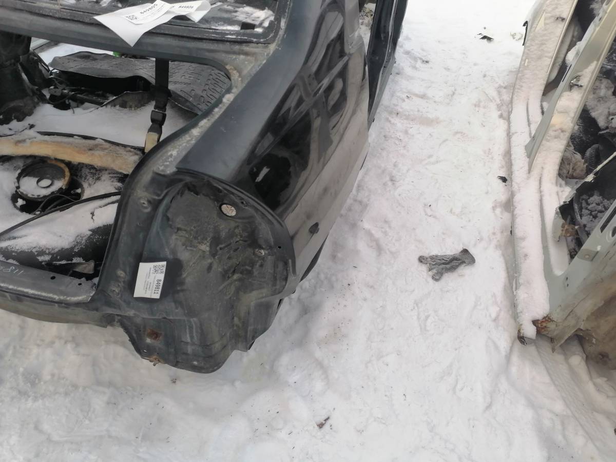 Крыло заднее правое Suzuki Liana 2001-2007