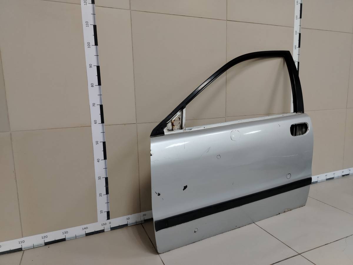Дверь передняя левая Volvo V40 (VW) 1995-2004