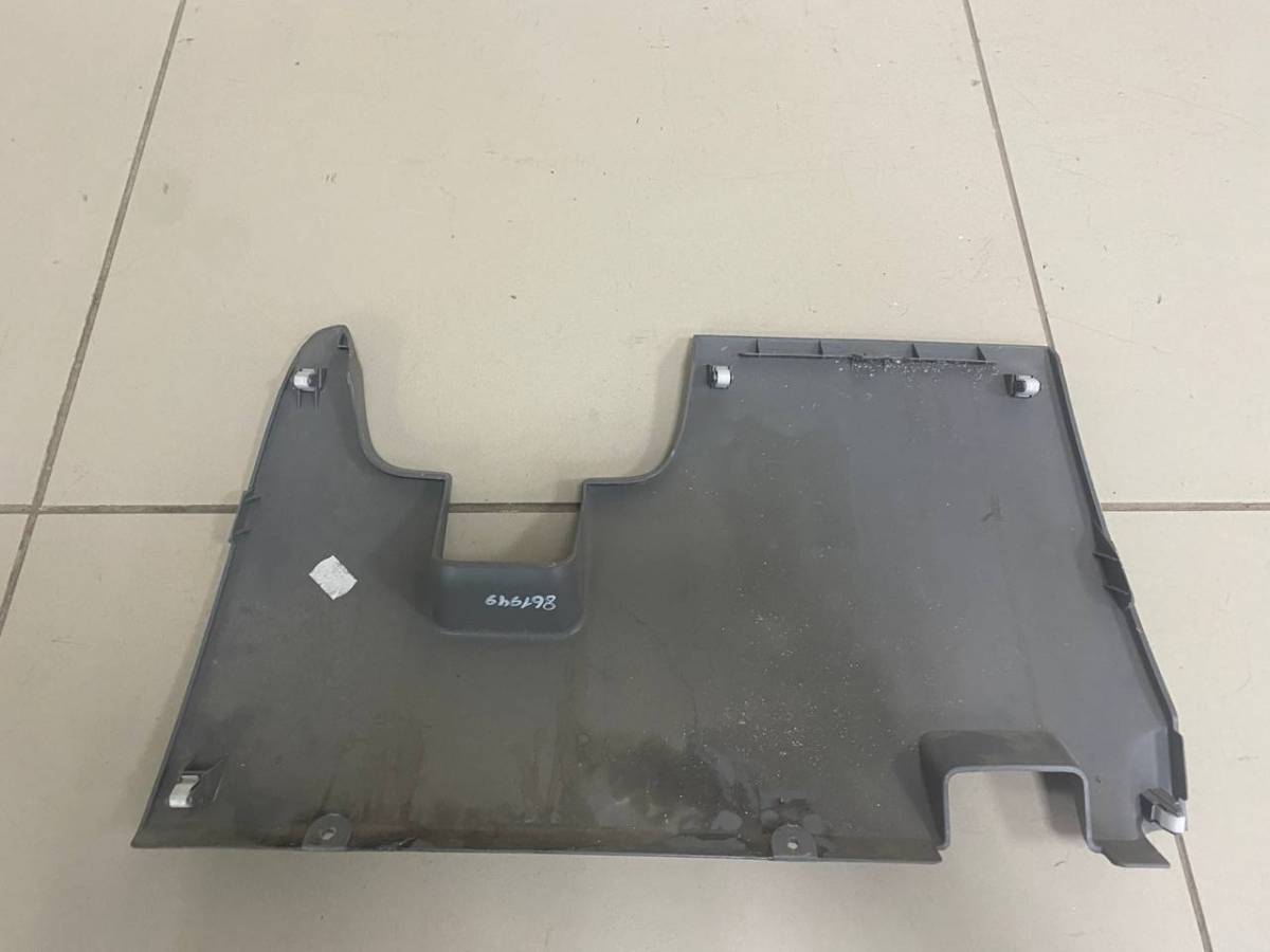 Накладка (кузов внутри) Suzuki SX4 2006-2013