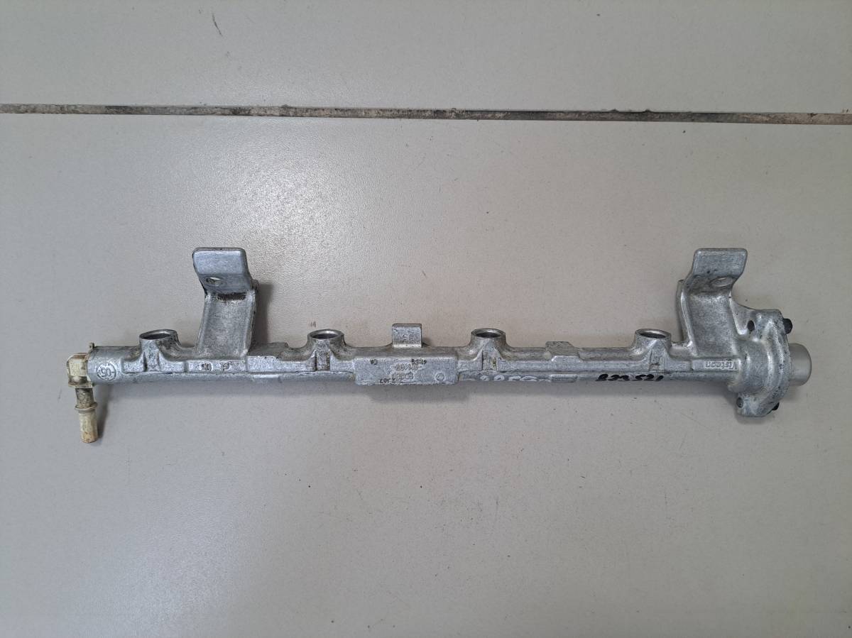 Рейка топливная (рампа) Ford Focus 2 (DA) 2005-2008
