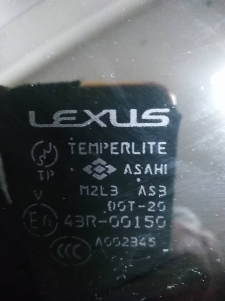 Стекло кузовное глухое левое Lexus RX 300/330/350/400h (XU30) 2003-2009