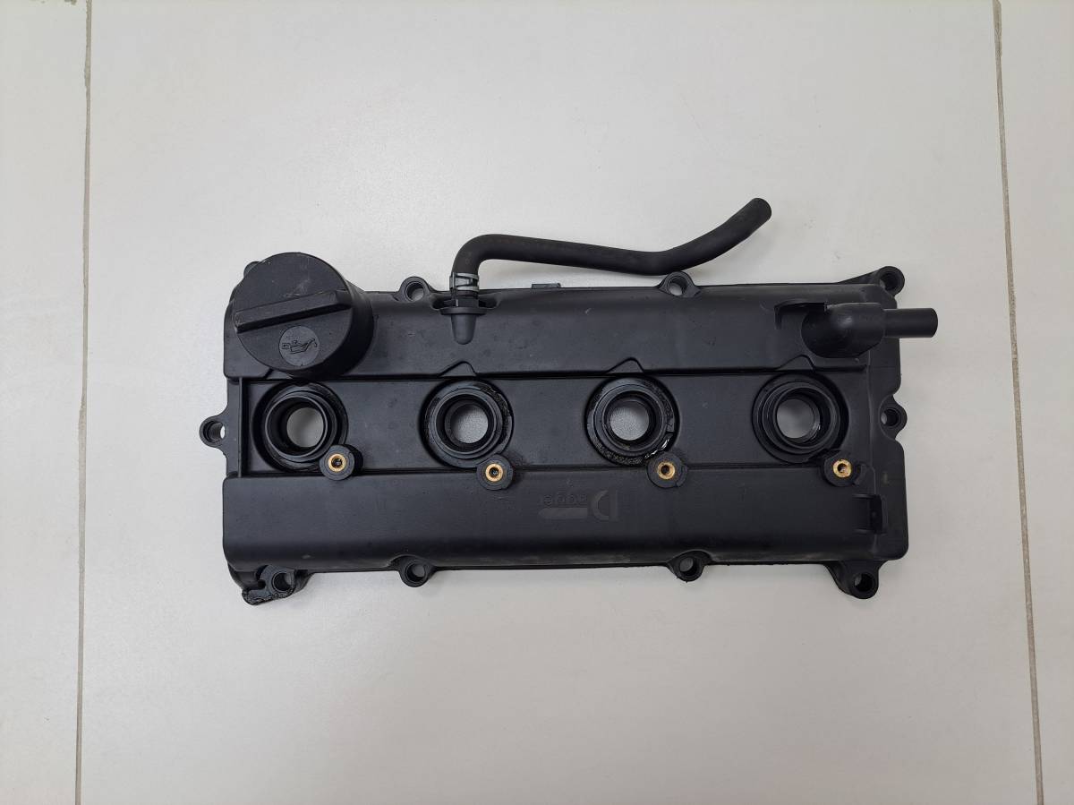 Крышка головки блока (клапанная) Nissan X-Trail (T30) 2001-2006 Крышка головки блока (клапанная) Nissan X-Trail (T30) 2001-2006