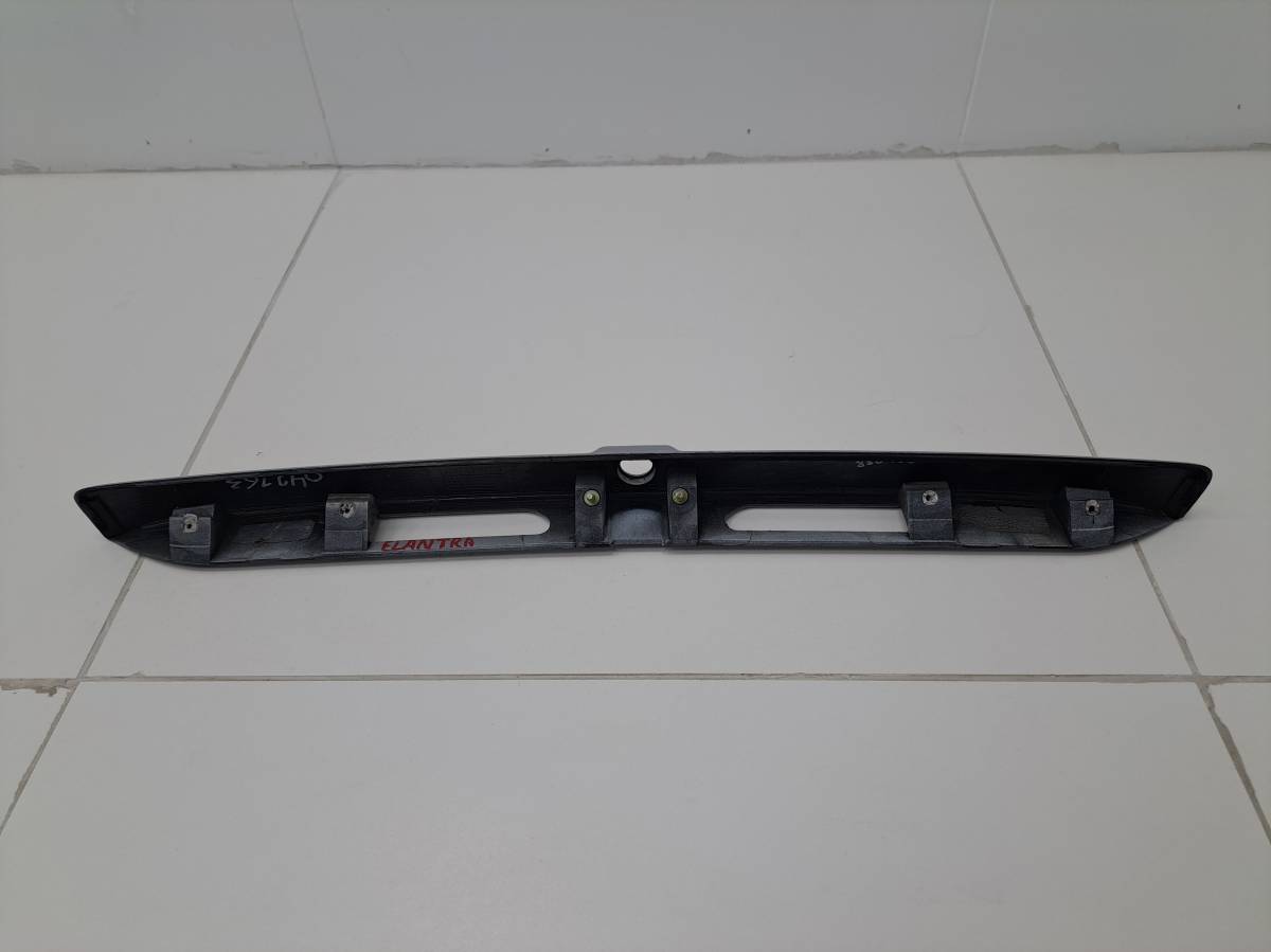 Накладка крышки багажника Hyundai Elantra (XD) 2000-2005