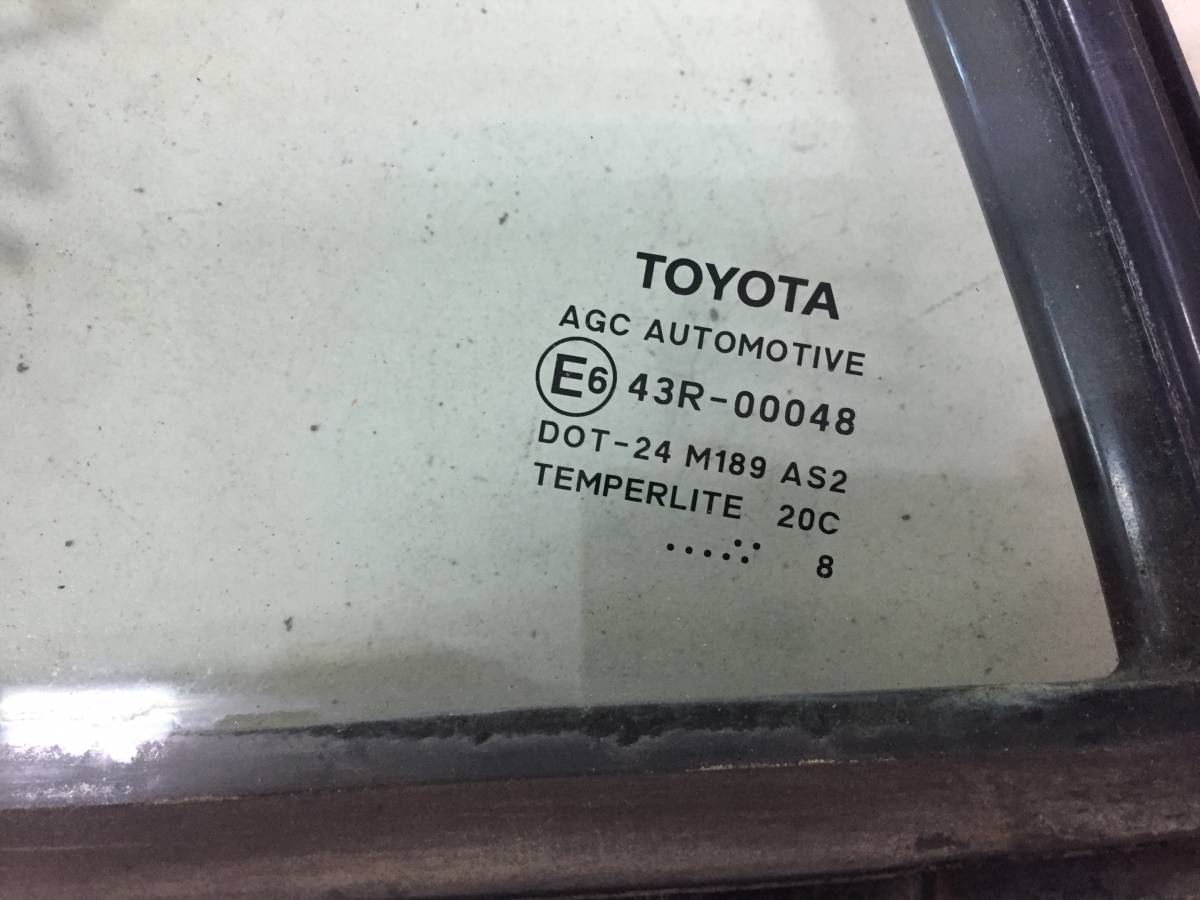 Стекло двери задней левой (форточка) Toyota Auris (E150) 2006-2012