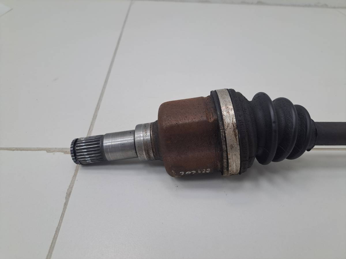 Полуось передняя левая Ford Focus 2 (DA) 2005-2008