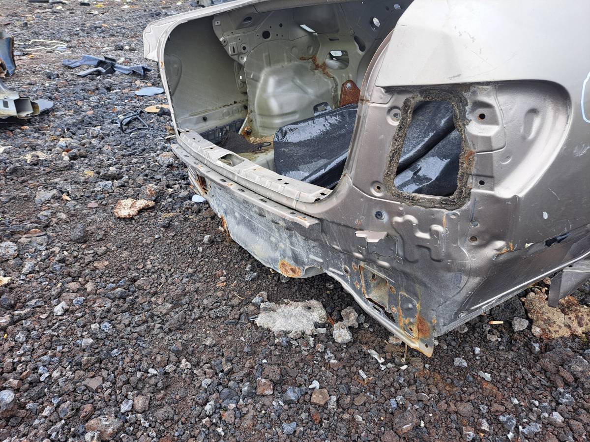 Панель задняя Nissan Almera (N16) 2000-2006