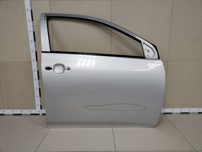 Дверь передняя правая Toyota Corolla E150 2006-2013